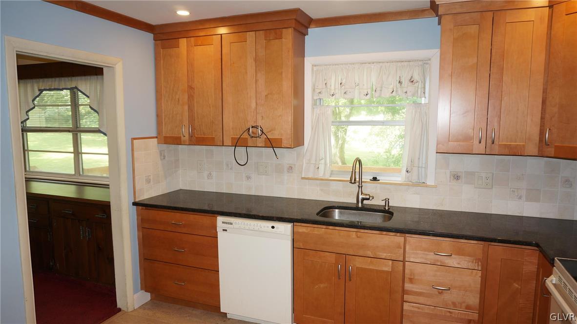 1838 Meadows Road Hellertown, PA 18055 - Photo 24 of 50 Gallery Image 24