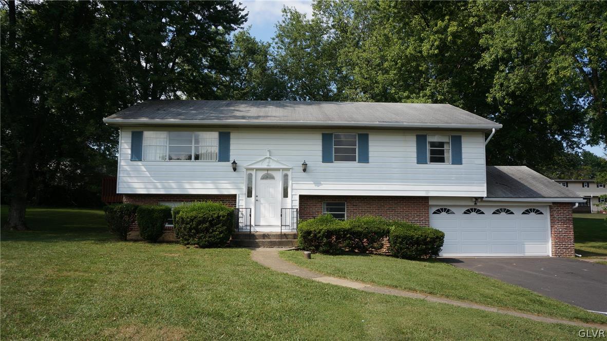 1838 Meadows Road Hellertown, PA 18055 - Photo 4 of 50 Gallery Image 4