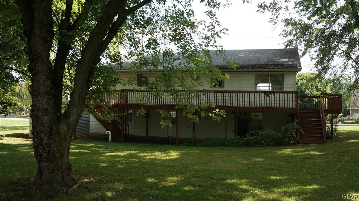 1838 Meadows Road Hellertown, PA 18055 - Photo 6 of 50 Gallery Image 6
