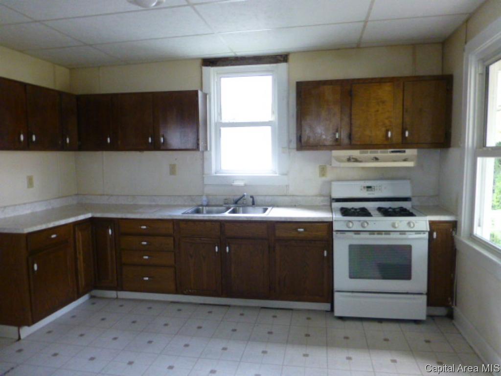 2012 South 14th Street Springfield, IL 62703 - Photo 4 of 10 Gallery Image 4