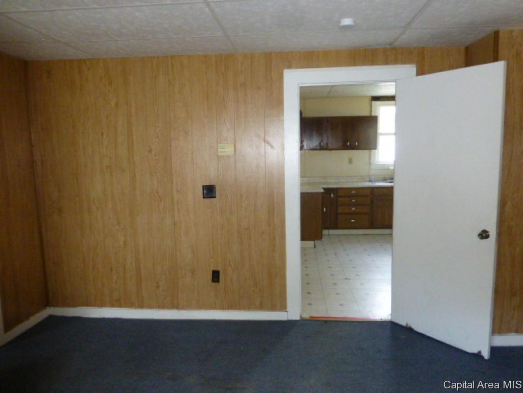 2012 South 14th Street Springfield, IL 62703 - Photo 7 of 10 Gallery Image 7
