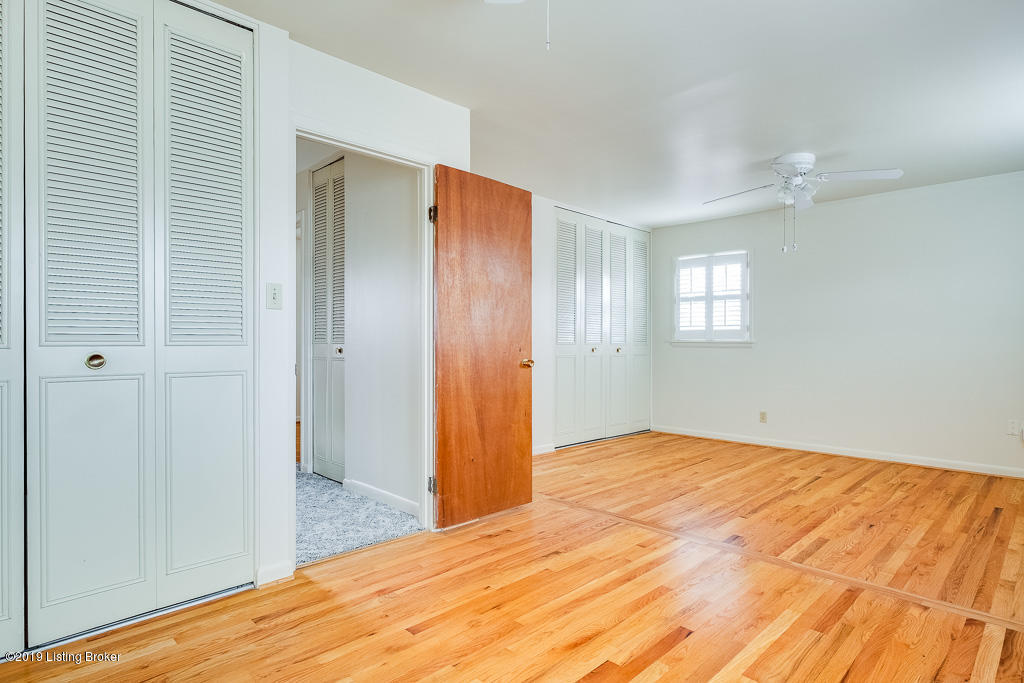 9208 Waltlee Road Louisville, KY 40291 - Photo 26 of 36 untitled-19