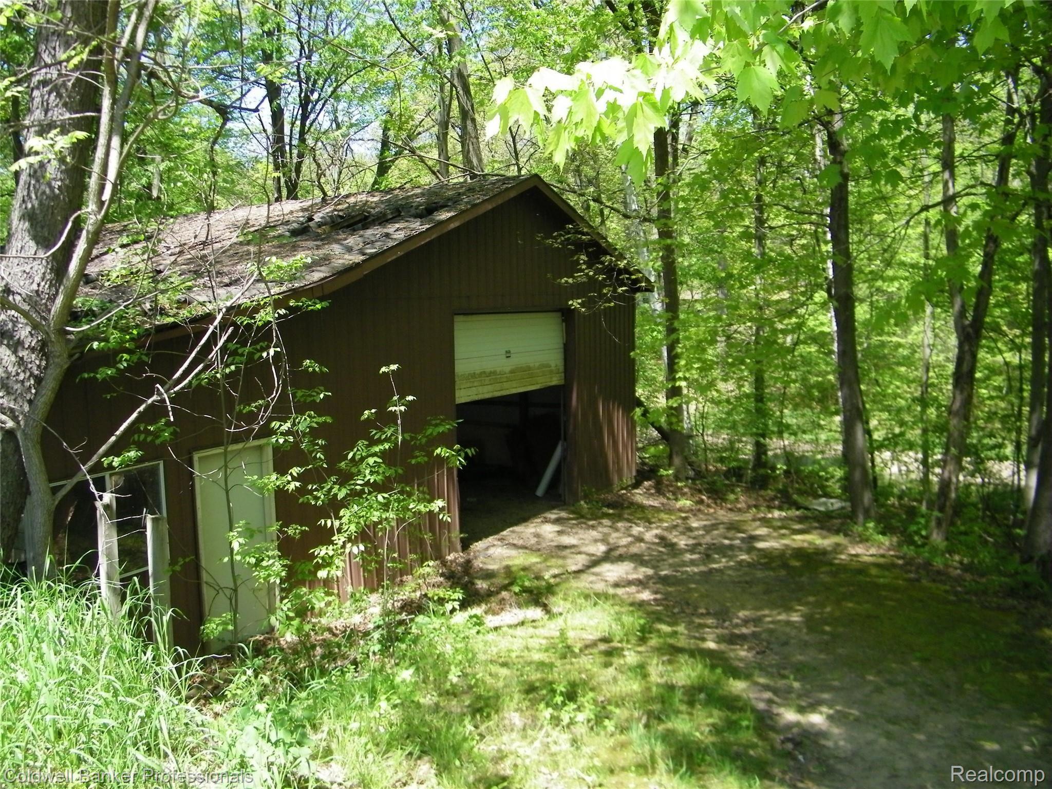 1670 Pero Lake Road Lapeer, MI 48446 - Photo 28 of 28 102_0118.JPG
