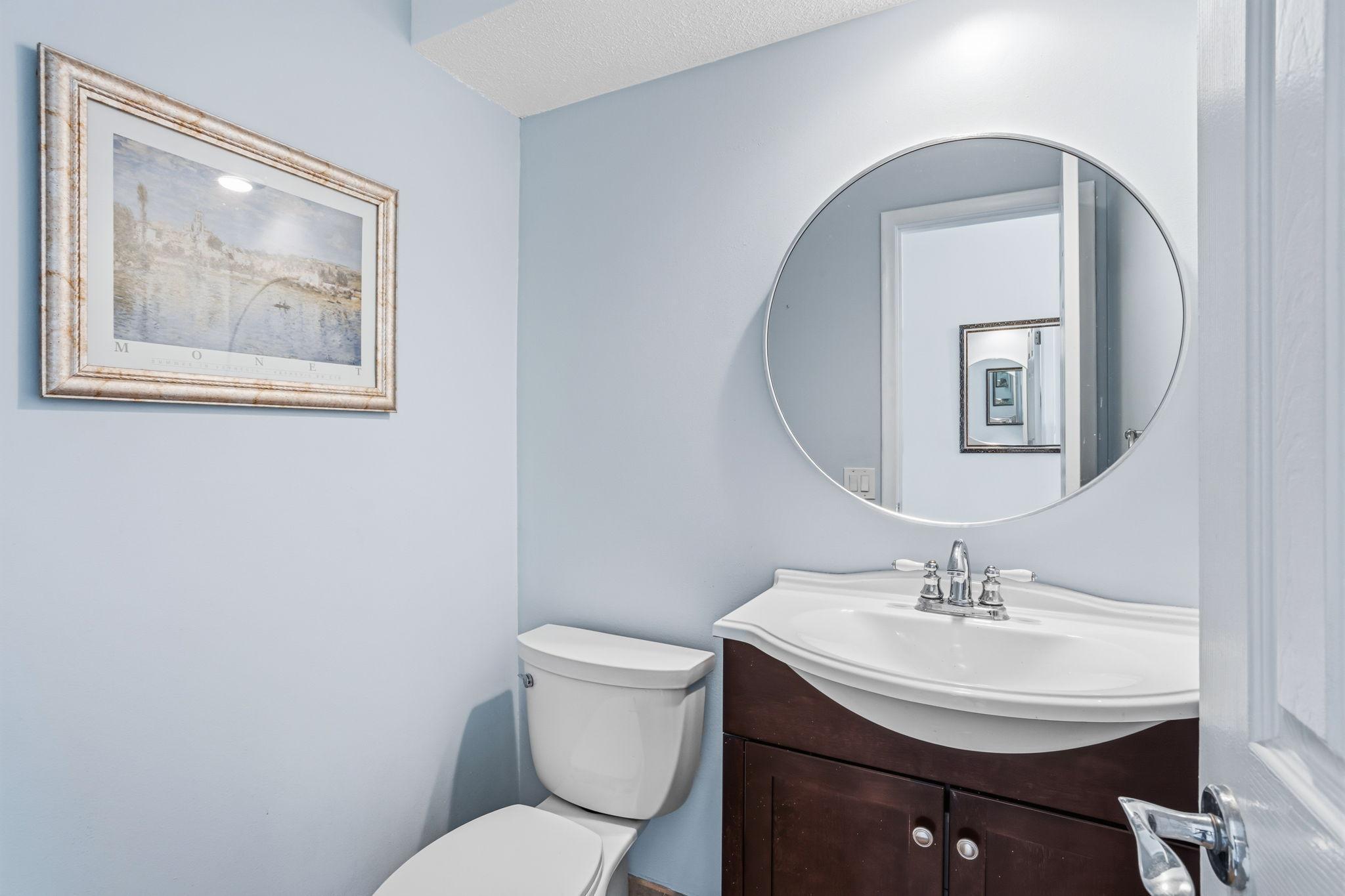 9736 Oxborough Road Bloomington, MN 55437 - Photo 28 of 52