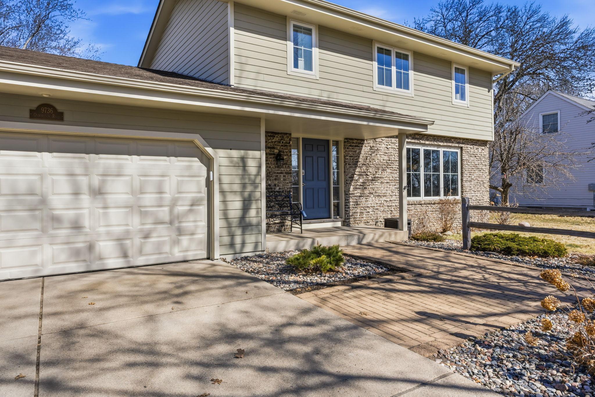 9736 Oxborough Road Bloomington, MN 55437 - Photo 4 of 52