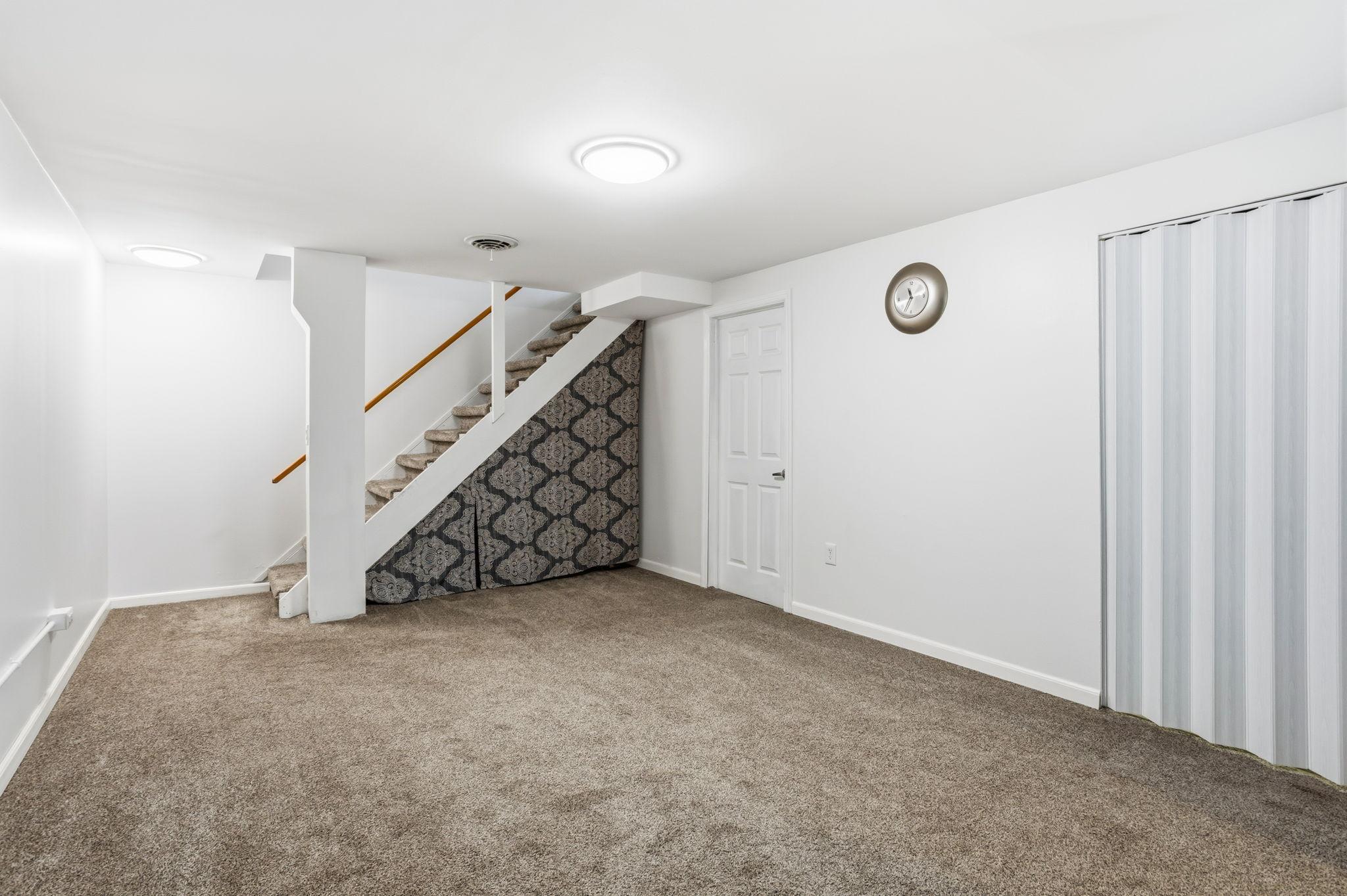 9736 Oxborough Road Bloomington, MN 55437 - Photo 42 of 52