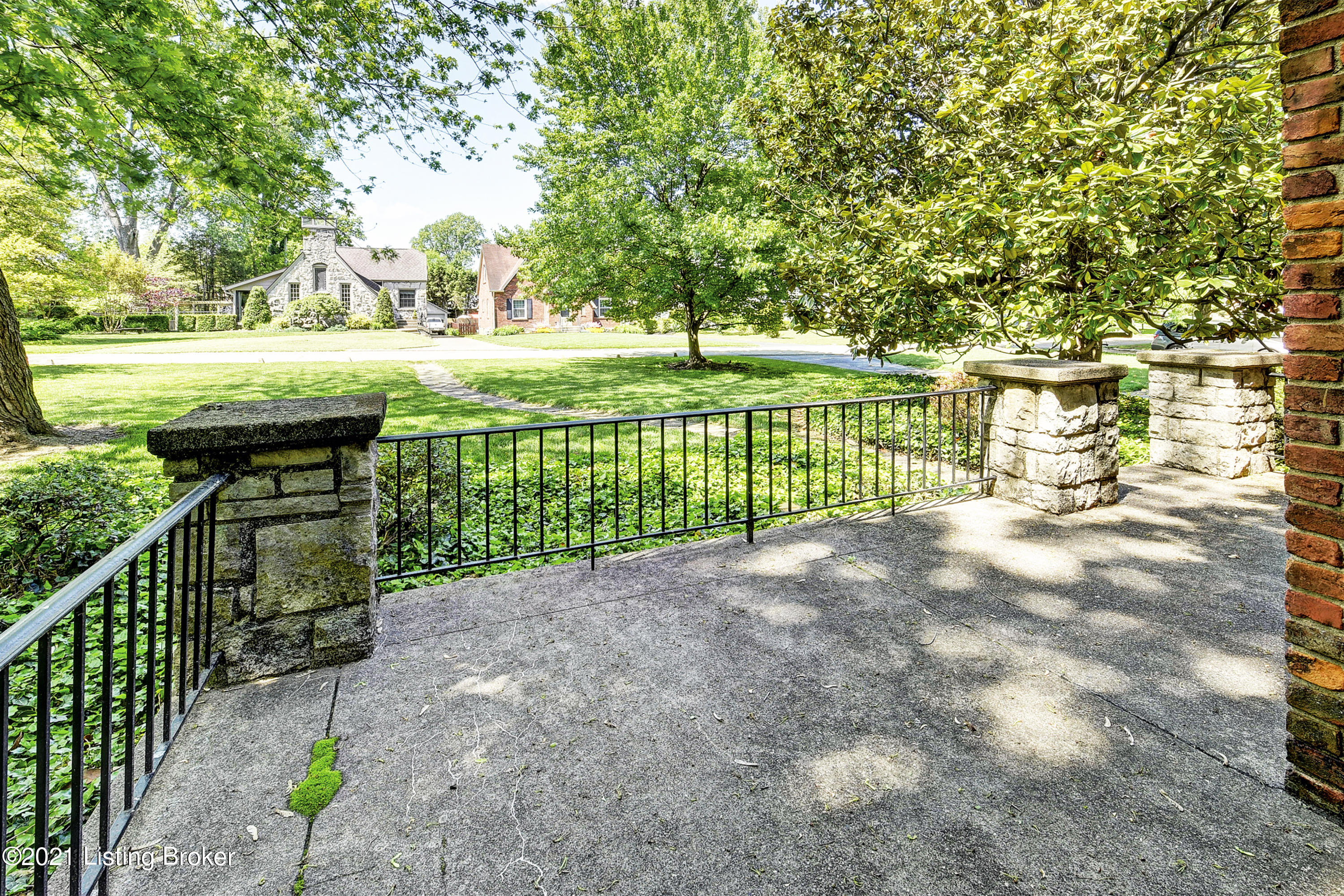 601 Emery Road Louisville, KY 40206 - Photo 3 of 37 _DSC6820_1_2_3_4
