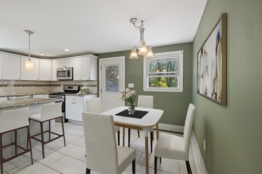 23 Polley Road Westford, MA 01886 - Photo 7 of 21 Gallery Image 7