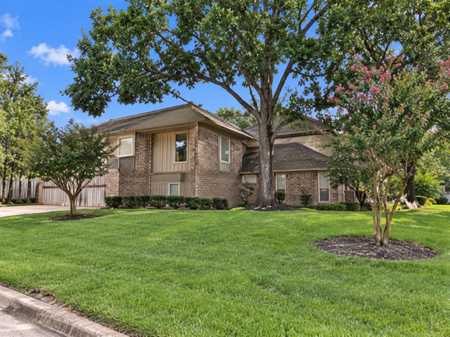9203 Godstone Lane Spring, TX 77379 - Photo 3 of 38 Your monthly rent includes all yard and pool maintenance which is arranged by the Landlord.