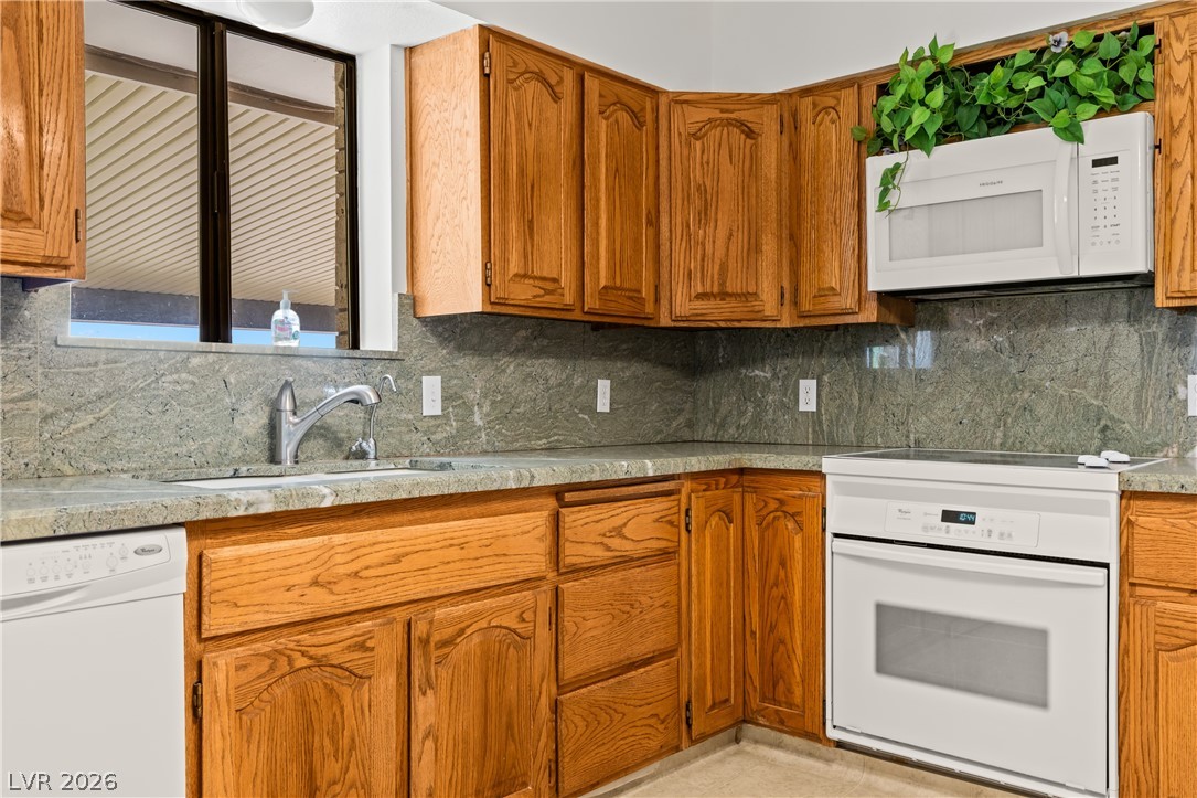 1665 Whipple Avenue Logandale, NV 89021 - Photo 18 of 97