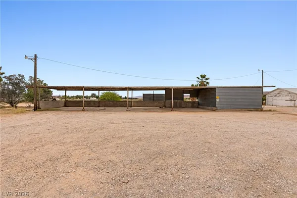 $699,000 | 1665 Whipple Avenue, Logandale, NV 89021