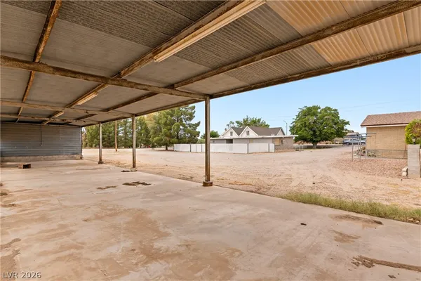 $699,000 | 1665 Whipple Avenue, Logandale, NV 89021