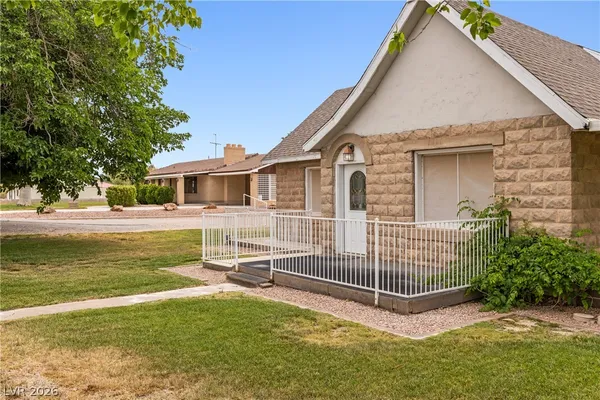 $699,000 | 1665 Whipple Avenue, Logandale, NV 89021