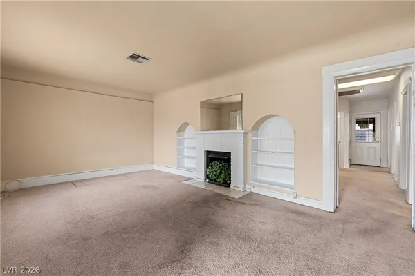 $699,000 | 1665 Whipple Avenue, Logandale, NV 89021