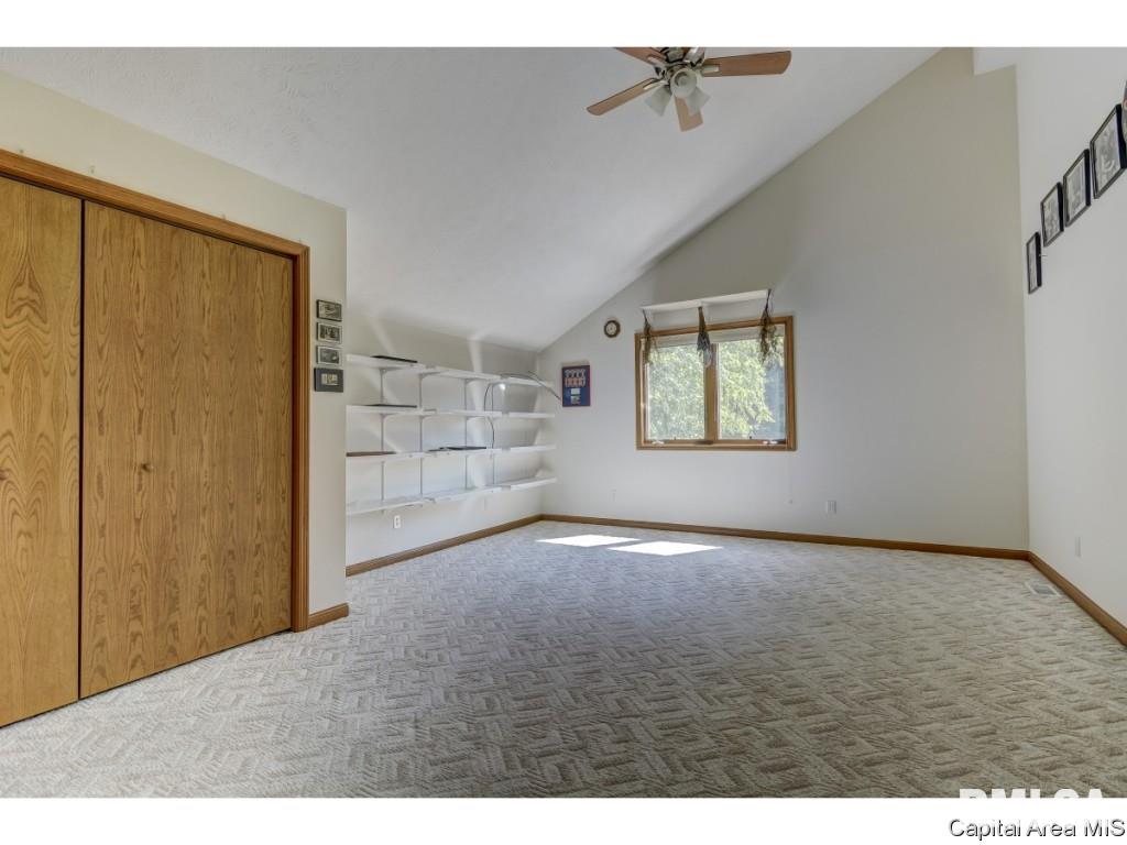 110 Country Place Springfield, IL 62703 - Photo 22 of 36