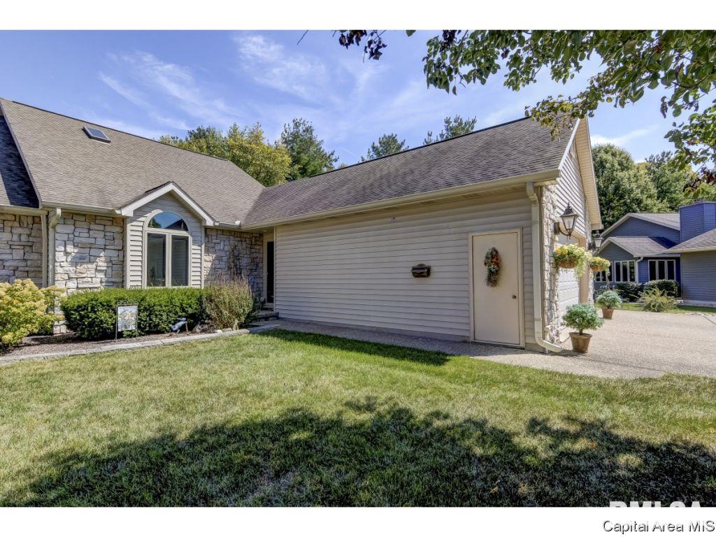 110 Country Place Springfield, IL 62703 - Photo 29 of 36