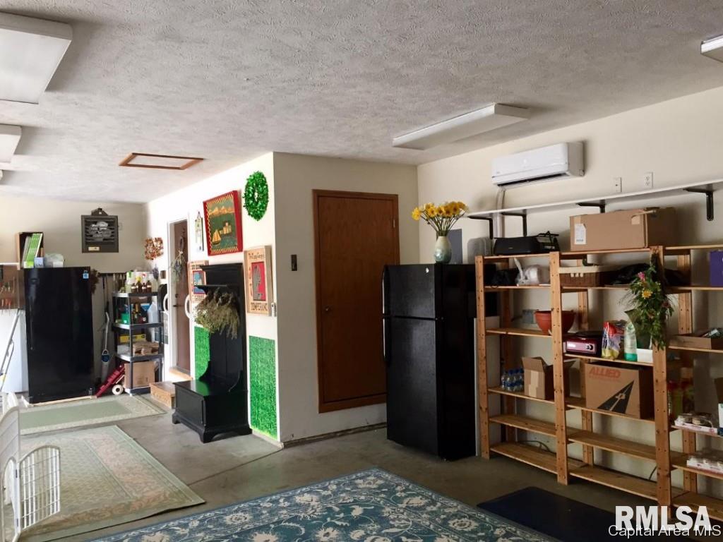 110 Country Place Springfield, IL 62703 - Photo 33 of 36