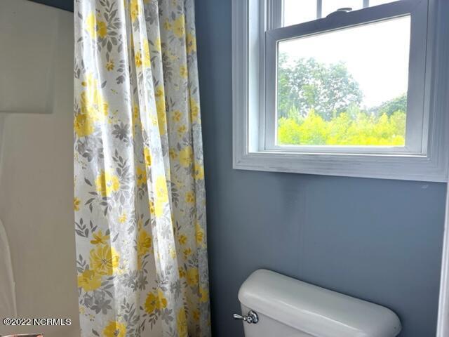 137 Brown Road Jacksonville, NC 28540 - Photo 14 of 19 Primary Bath