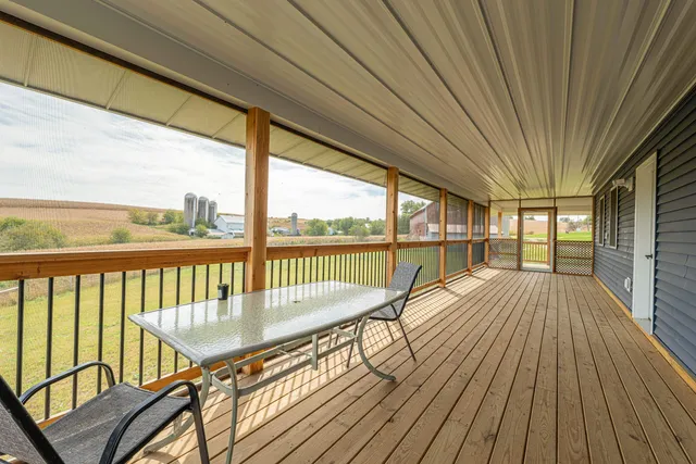 $599,900 | N5184 County Road North, Monroe, WI 53566