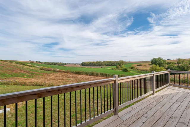 $599,900 | N5184 County Road North, Monroe, WI 53566