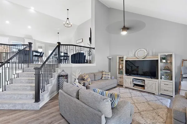 $440,000 | 1632 Lou Martin Drive, Pittsburg, KS 66762