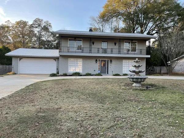 $275,000 | 3803 Quail Creek Drive, Dothan, AL 36303