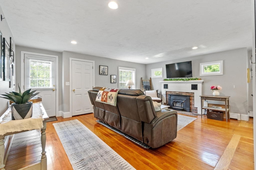 113 State Road West Westminster, MA 01473 - Photo 11 of 39