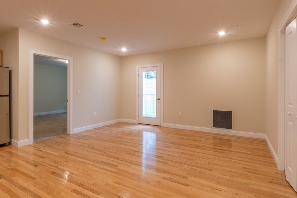 80 North Meadows Road, Unit 103 Medfield, MA 02052 - Photo 2 of 9