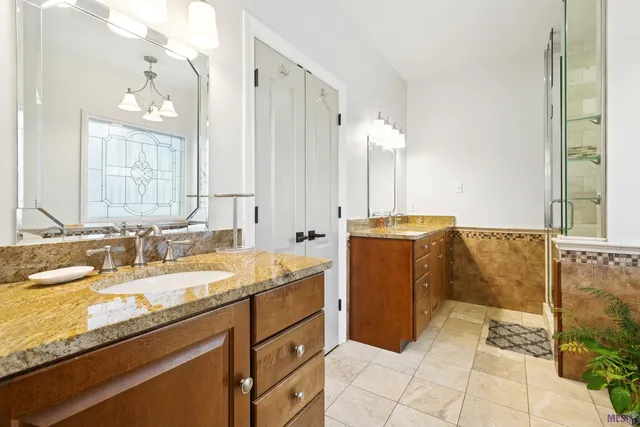 $436,900 | 104 West Lakeview Drive, Laplace, LA 70068