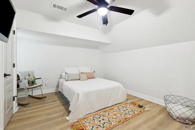 $436,900 | 104 West Lakeview Drive, Laplace, LA 70068