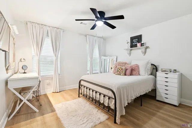 $436,900 | 104 West Lakeview Drive, Laplace, LA 70068