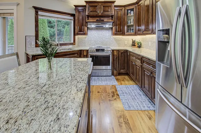 $619,900 | 604 Tanasi Lane, Loudon, TN 37774