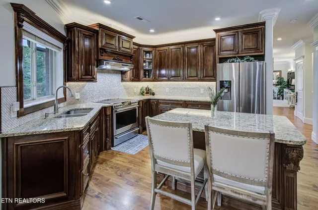 $619,900 | 604 Tanasi Lane, Loudon, TN 37774