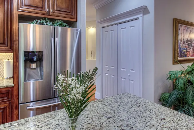 $619,900 | 604 Tanasi Lane, Loudon, TN 37774