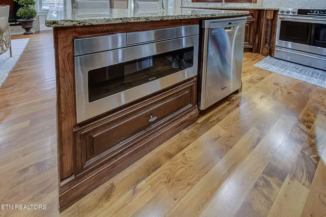 $619,900 | 604 Tanasi Lane, Loudon, TN 37774