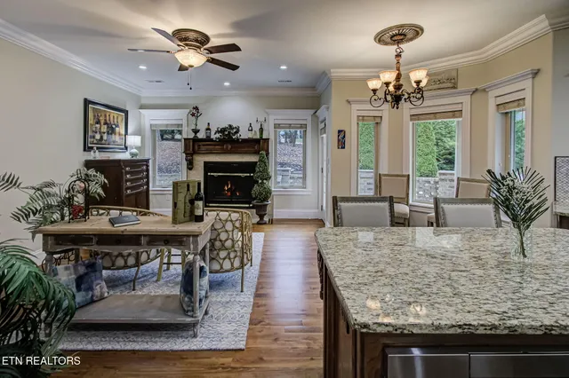 $619,900 | 604 Tanasi Lane, Loudon, TN 37774