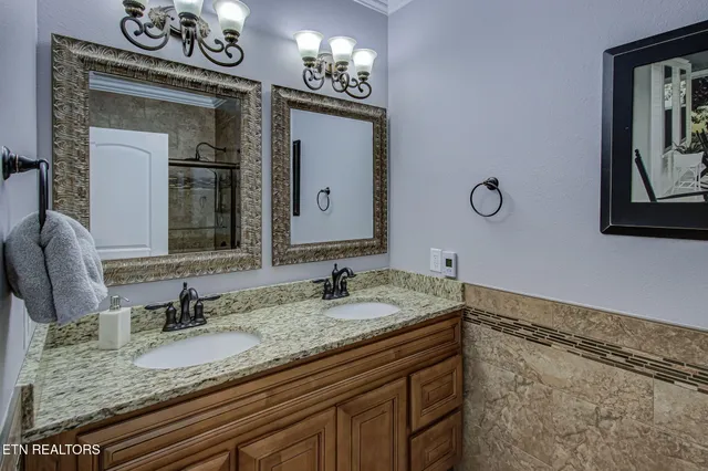 $619,900 | 604 Tanasi Lane, Loudon, TN 37774