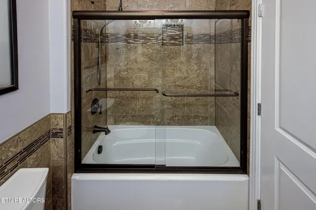 $619,900 | 604 Tanasi Lane, Loudon, TN 37774