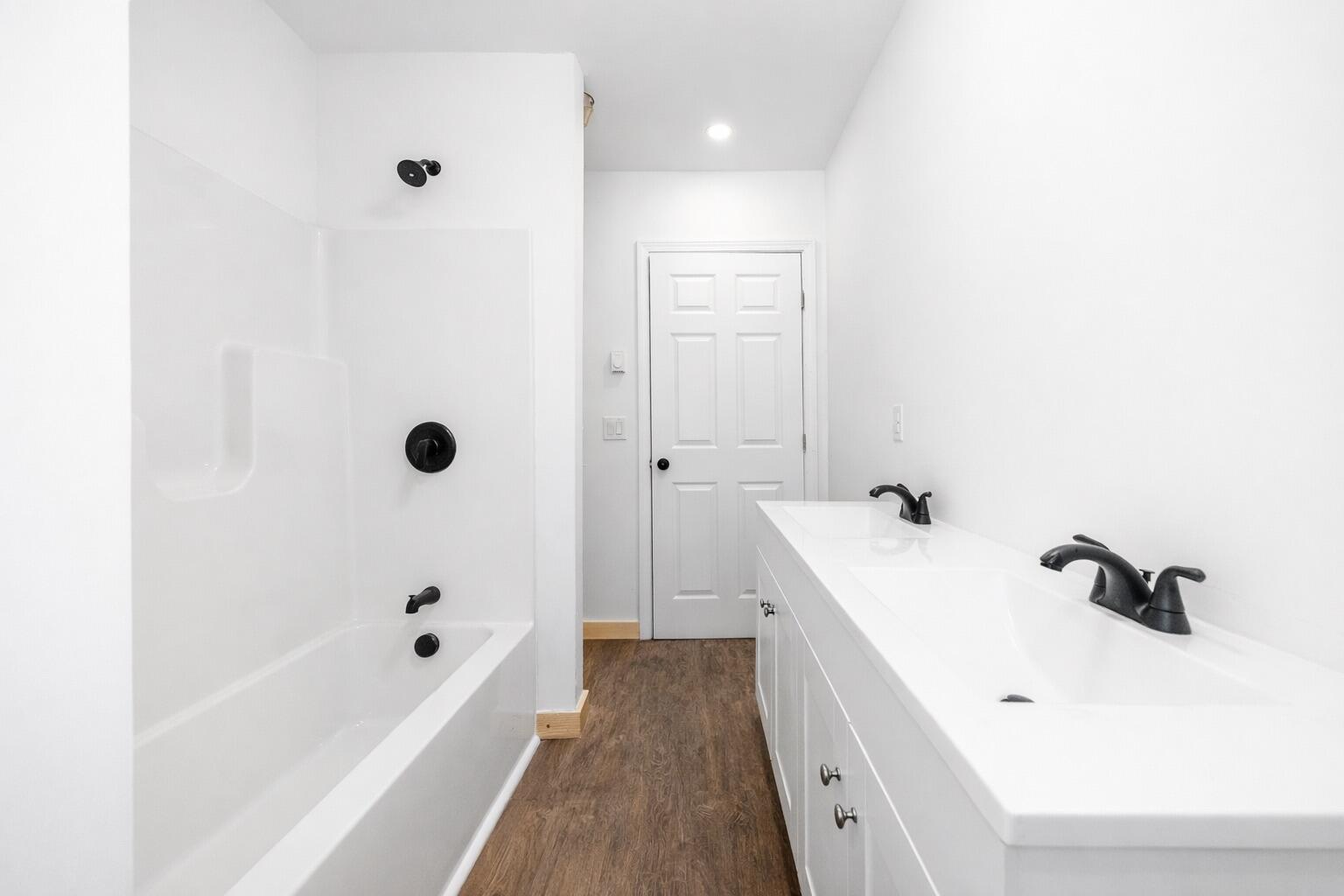 91 Walter Street Bangor, ME 04401 - Photo 16 of 24 Bath