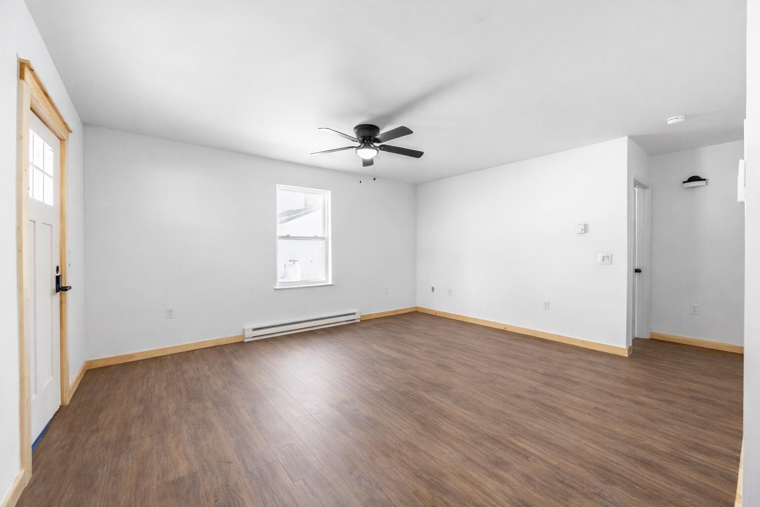 91 Walter Street Bangor, ME 04401 - Photo 20 of 24 Living