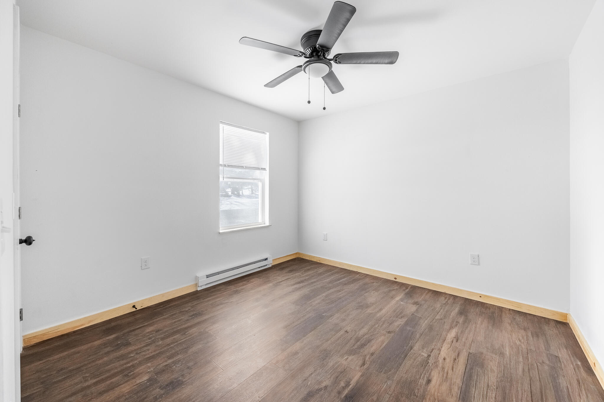 91 Walter Street Bangor, ME 04401 - Photo 24 of 24 Room 2