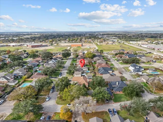 $292,000 | 1718 23rd Avenue North, Texas City, TX 77590