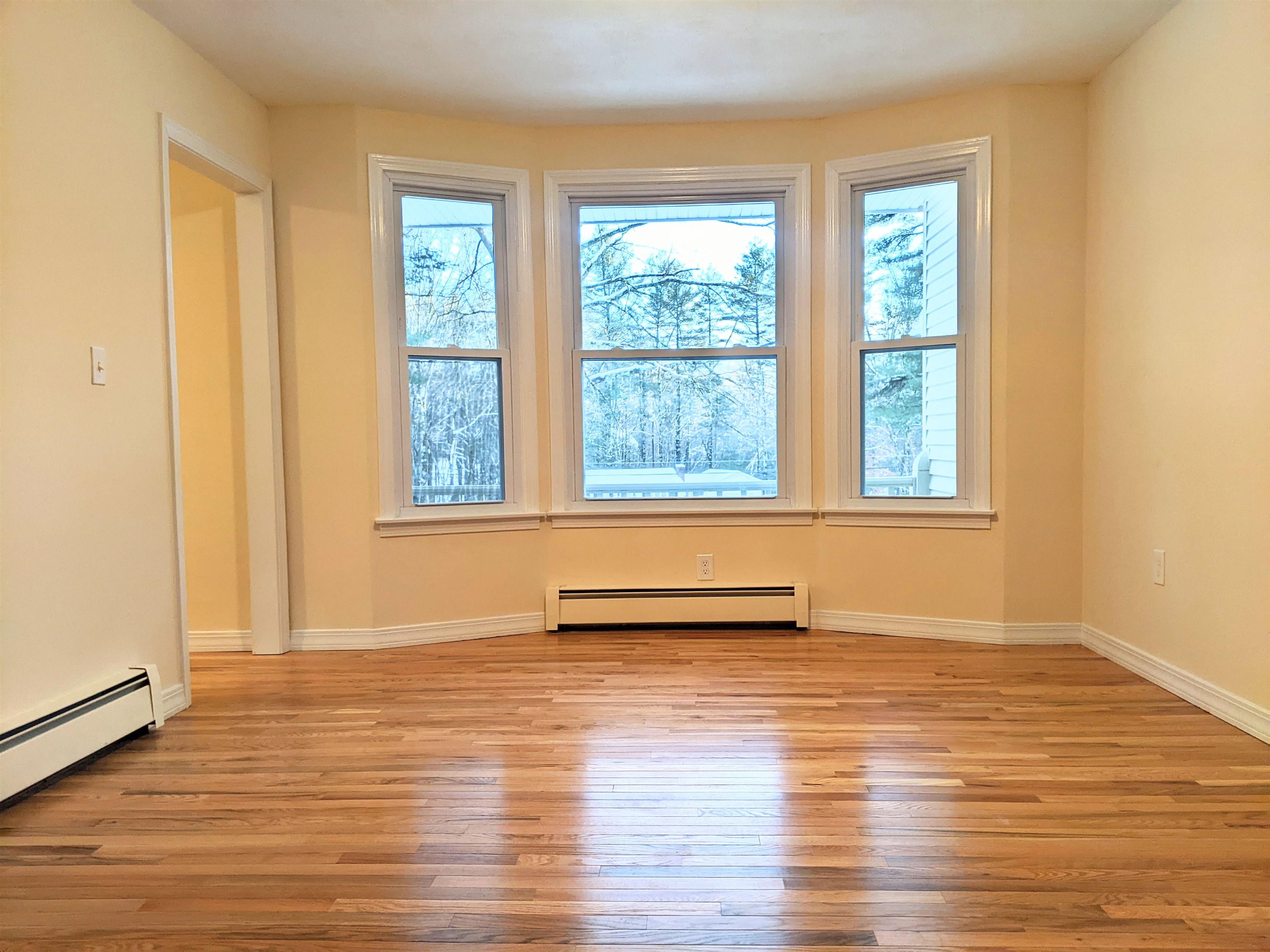 7 Karen Road Windham, NH 03087 - Photo 15 of 37