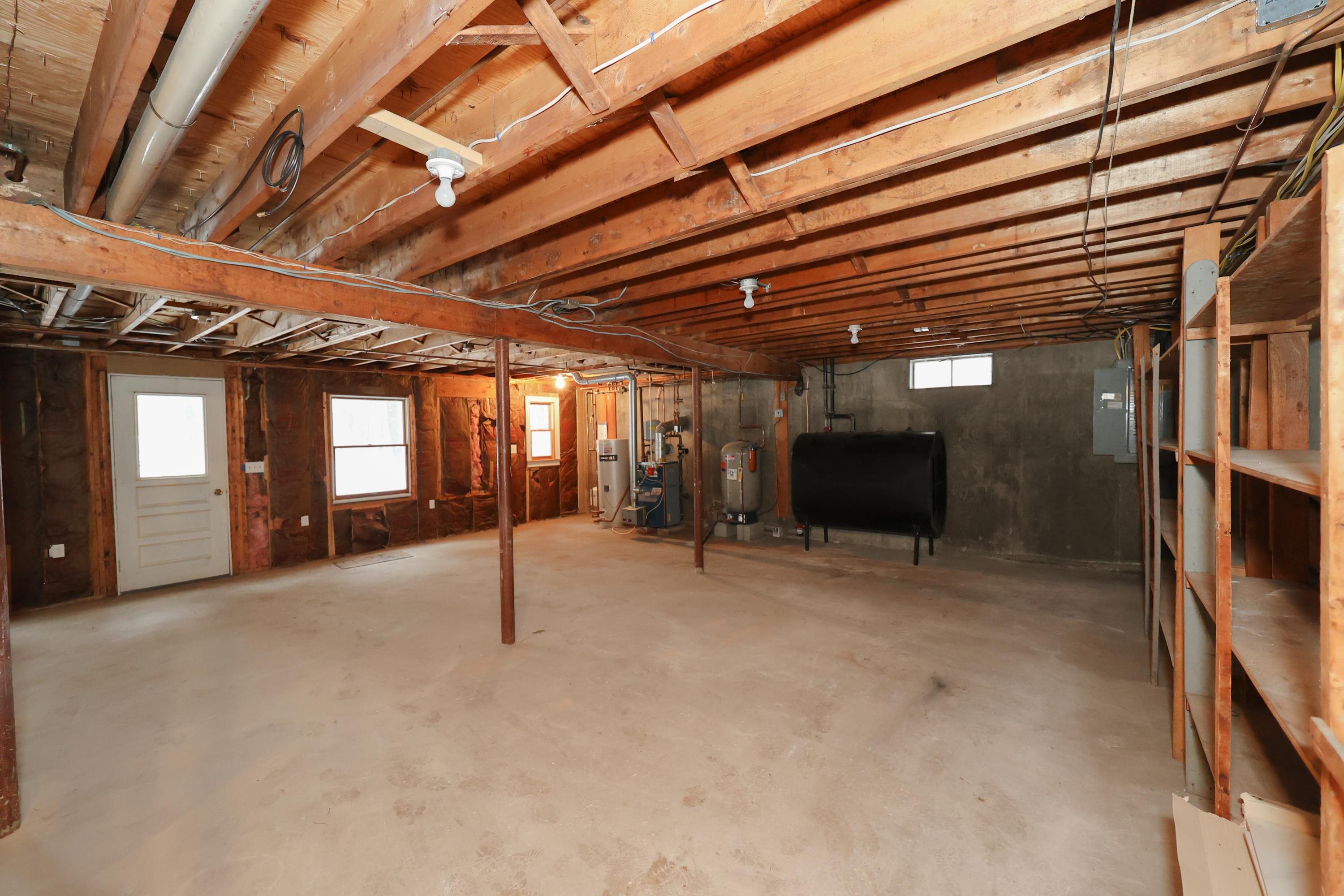 7 Karen Road Windham, NH 03087 - Photo 35 of 37
