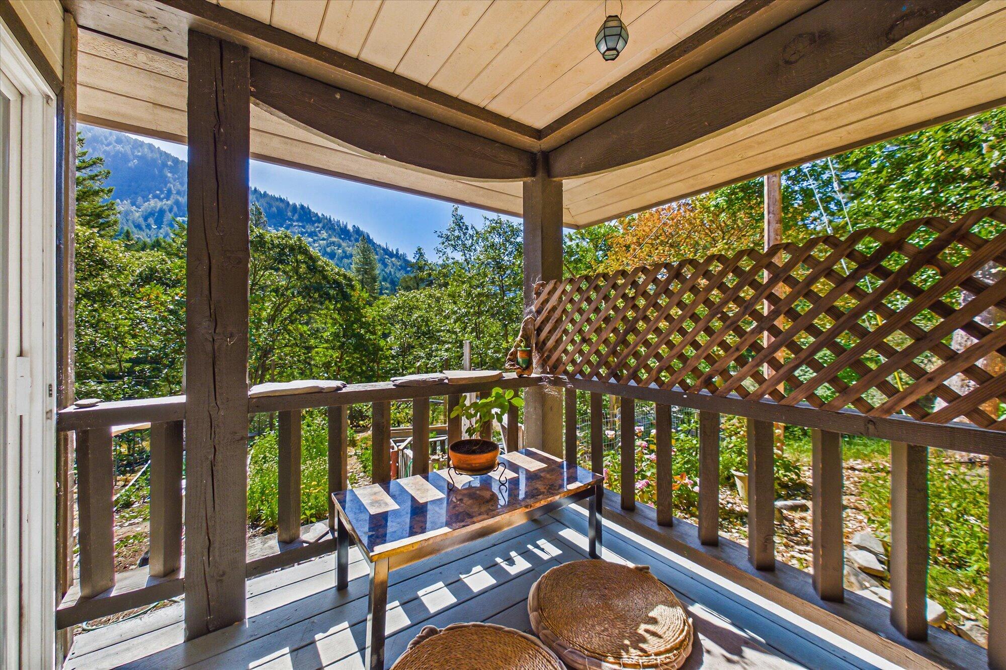 1050 Patterson Road Willow Creek, CA 95573 - Photo 6 of 51