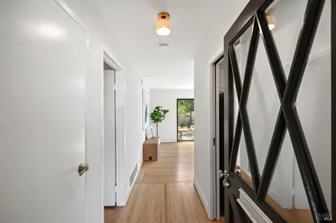 $1,195,000 | 35 Corte Alta, Novato, CA 94949