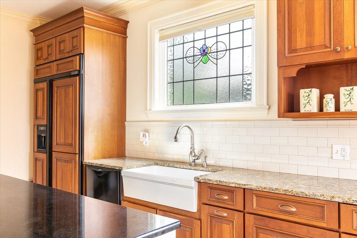 89 South Crest Road Chattanooga, TN 37404 - Photo 11 of 47 11-89 S Crest - 011