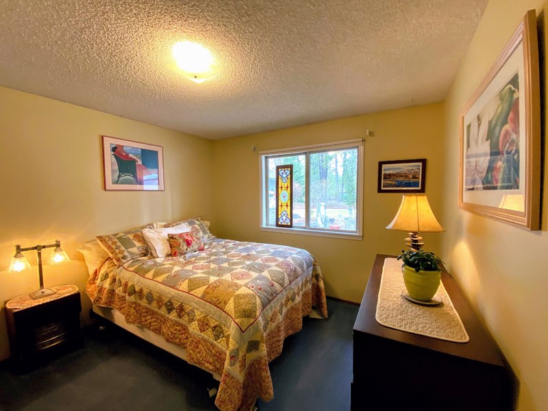 2412 East Chattaroy Road Chattaroy, WA 99003 - Photo 11 of 20 Gallery Image 11