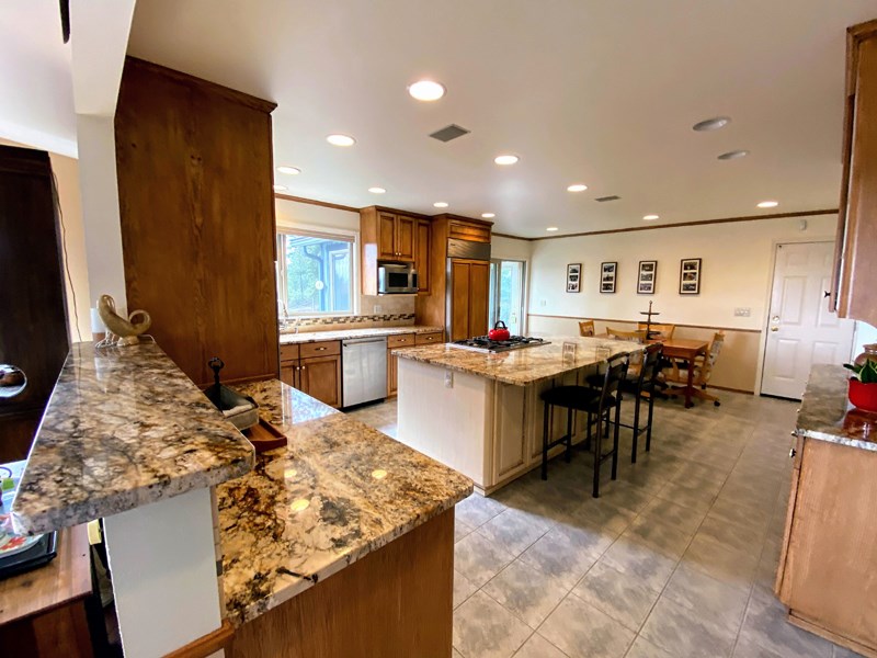 2412 East Chattaroy Road Chattaroy, WA 99003 - Photo 4 of 20 Gallery Image 4