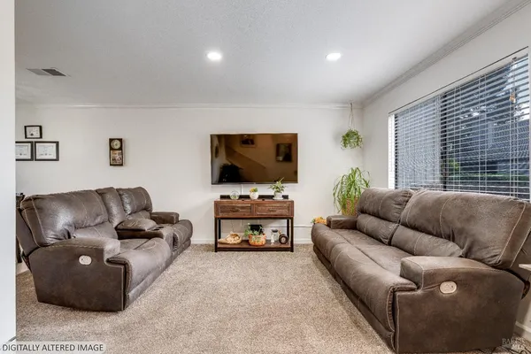 $435,900 | 433 Freeway Drive, Napa, CA 94558